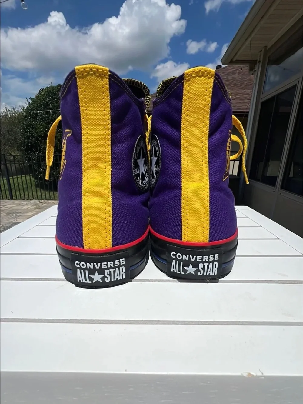 Converse All Star- NBA Los Angeles Lakers High Top- Men’s 11.5